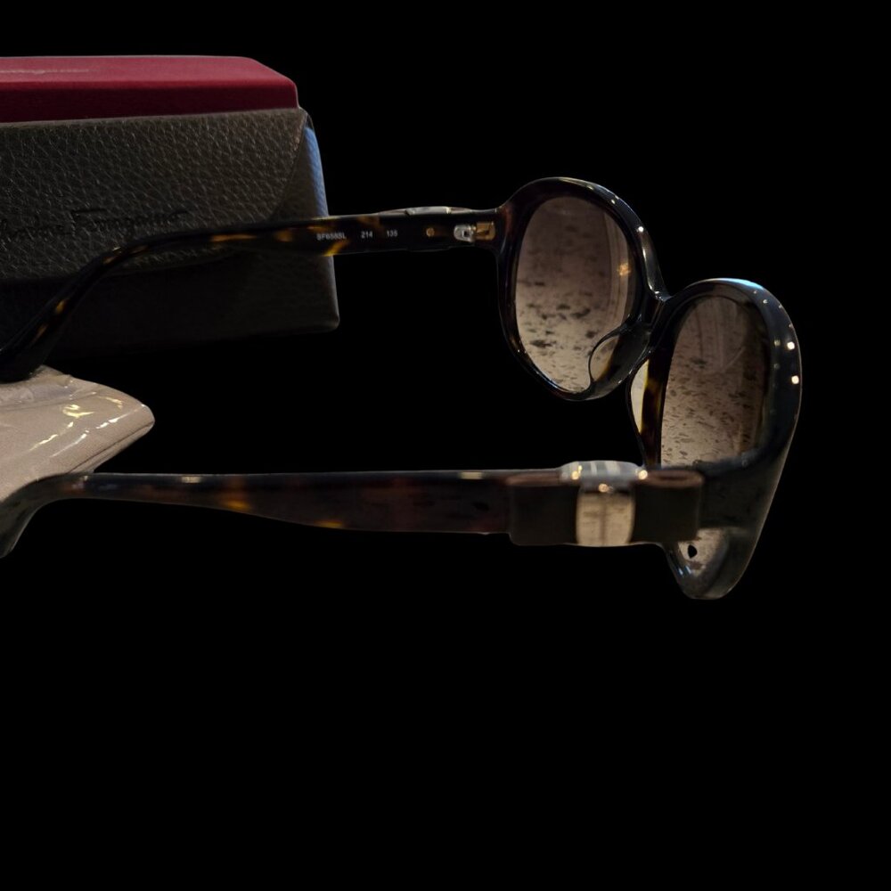 Salvatore Ferragamo Women’s Sunglasses – SF658SL 214 135 – New - Picture 14 of 15